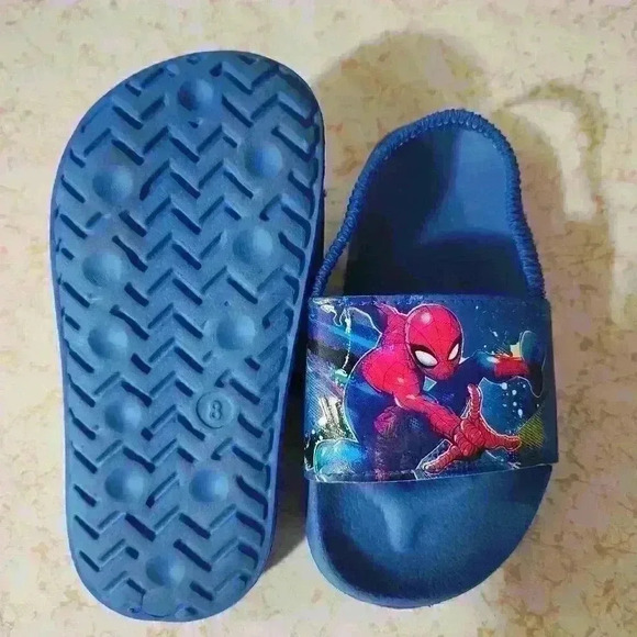 Kids Spiderman Sandals, Size 8 - Picture 2 of 4